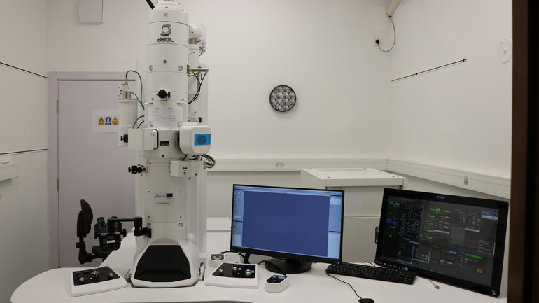 Novi transmisijski elektronski mikroskop na IRB-u